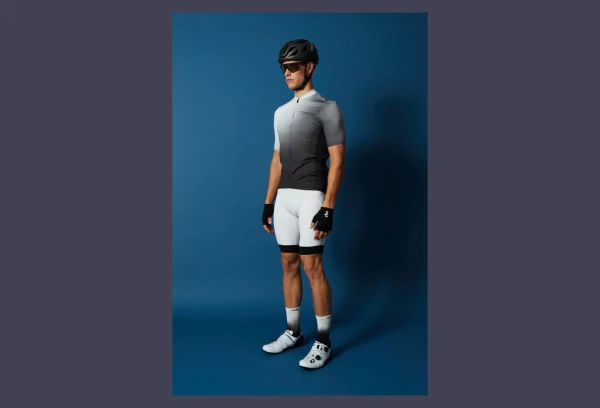 Maillot Manches Courtes ZeroRH+ Magnus Noir Blanc – Image 3