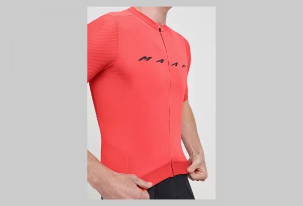 Maillot Manches Courtes Maap Evade Pro Base Guava / Rose – Image 3
