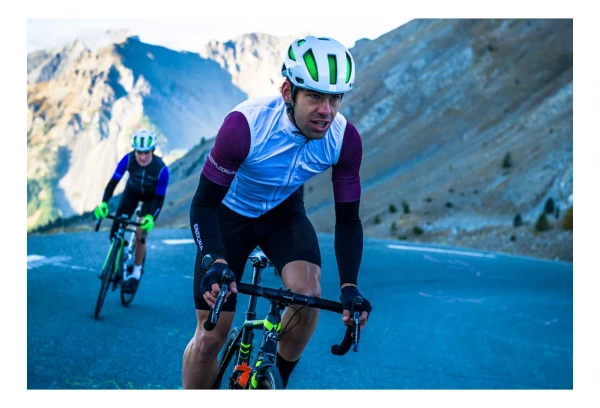 Paire De Manchettes Techniques Endura Noir – Image 2